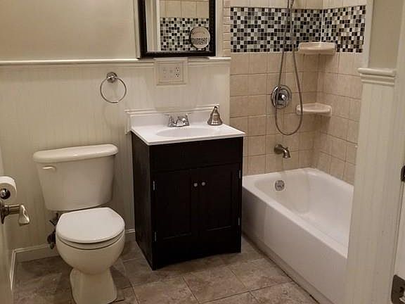 5th image of 207 Samoset St APT C15