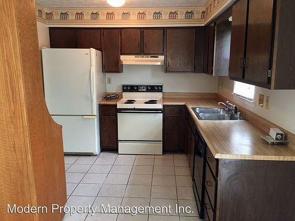 3rd image of 3174 Beaver Creek Dr