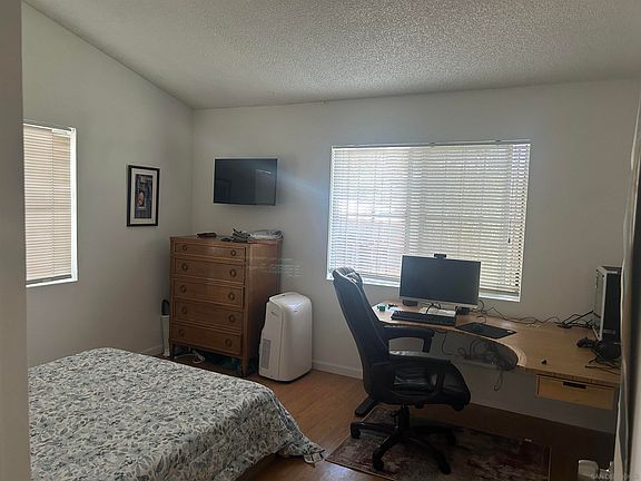 3rd image of 2852 E St #1/2