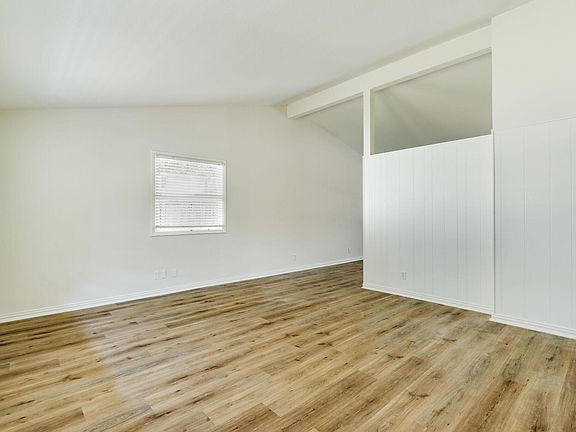 4th image of 808 Loganwood Ave