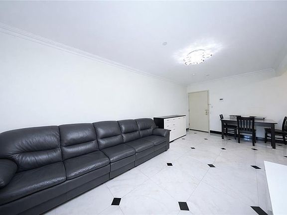 4th image of 8616 21st Ave APT 4E