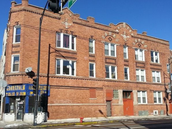 2350 W Augusta Blvd #2