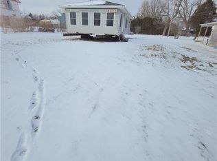 110 Queen St E, Norfolk County, ON N0E1P0
