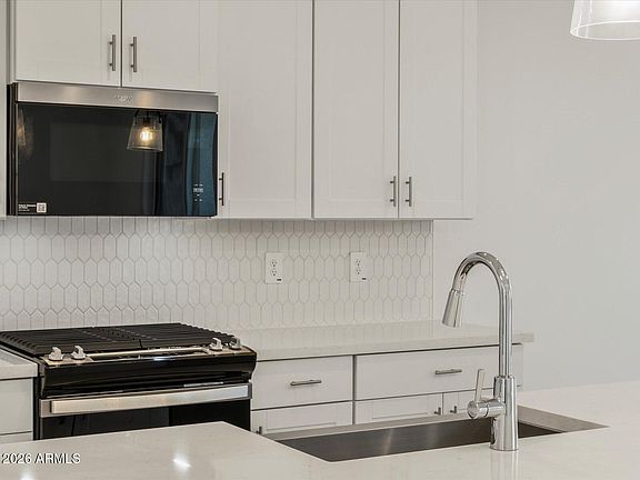5th image of 37069 W MONTSERRAT Street