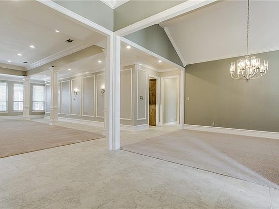 5th image of 508 Woodstream Pl