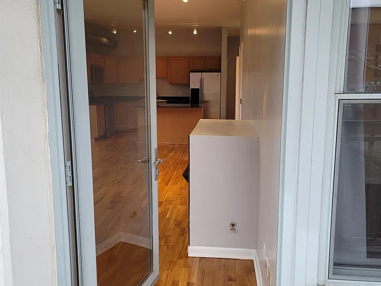 1200 W Monroe St #420 — Photo 33
