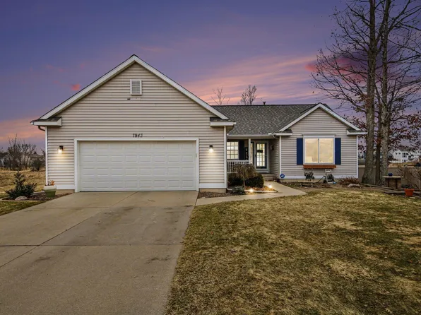 7943 Westside Dr, Hudsonville, MI 49426