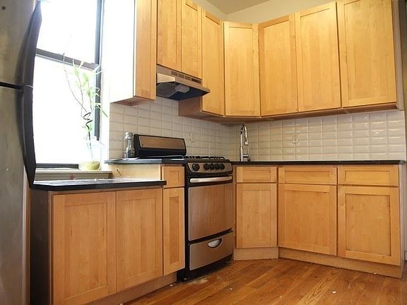 2nd image of 50 Wilson Ave #2A