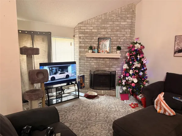 5747 Easthampton Dr Unit D, Houston, TX 77039