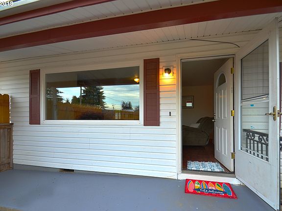 3rd image of 5812 NE 45th Ave