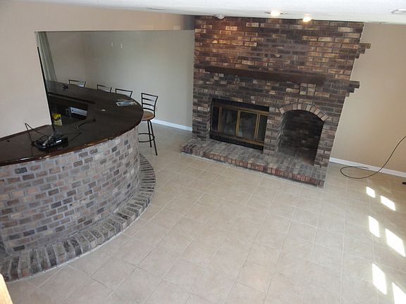 4th image of 6330 Carlsbad Dr