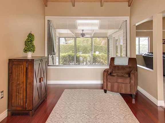 4th image of 4833 Highlands Place Dr