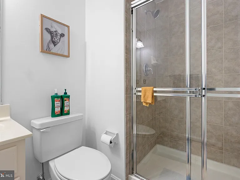 11810 Tregiovo Pl — Photo 25