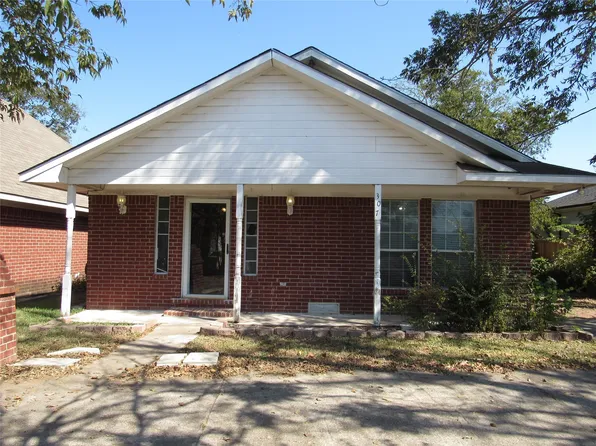 307 Dixon St, Terrell, TX 75160