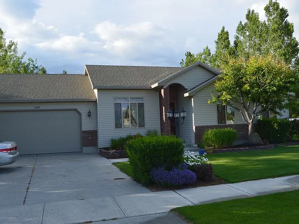 3169 E Pinnacle Dr, Idaho Falls, ID 83401