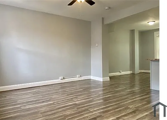 3 bed, $1,500 — Photo 2