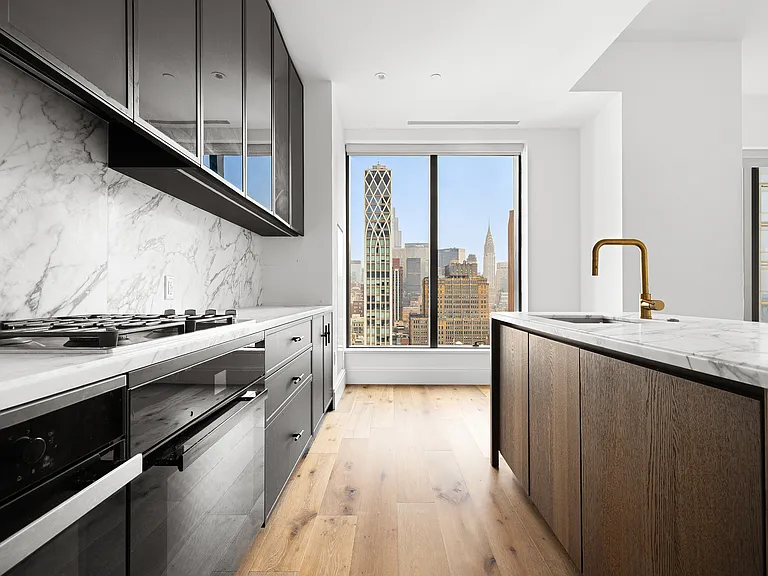 30 E 29th St #26B — Photo 9