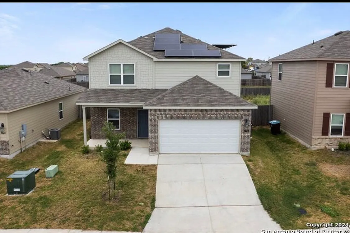 7615 Capstone Rdg — Photo 1