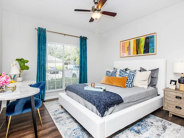 Registry at Windsor Parke — Photo 44