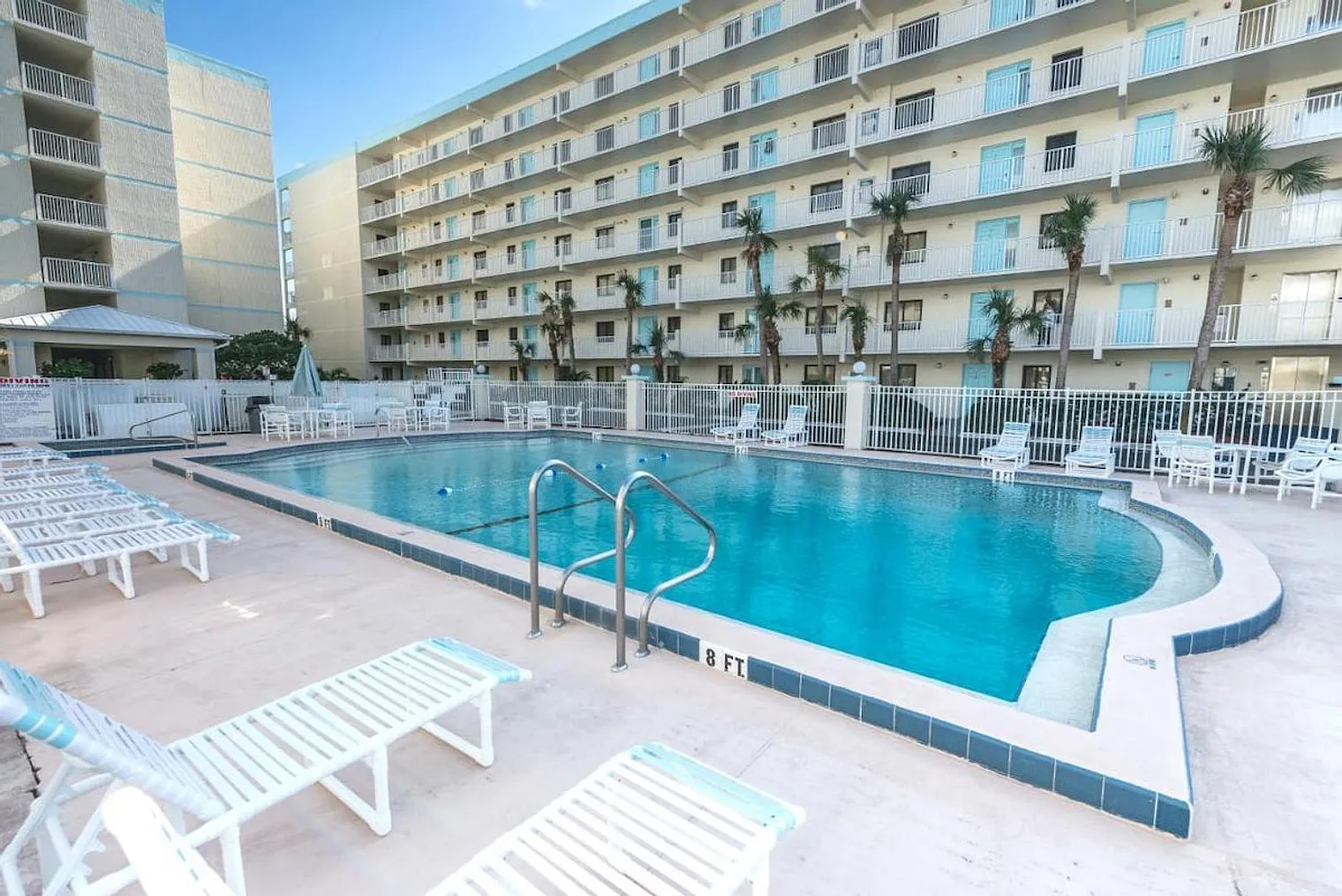 2 bed, 2.0 bath, 1280 sqft, $8,783 — Photo 4