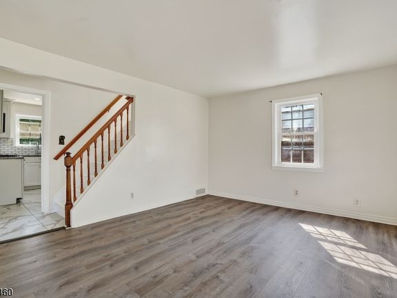 4th image of 2761 Spruce St