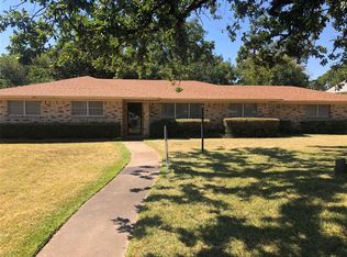 726 W Elm St, Denison, TX 75020