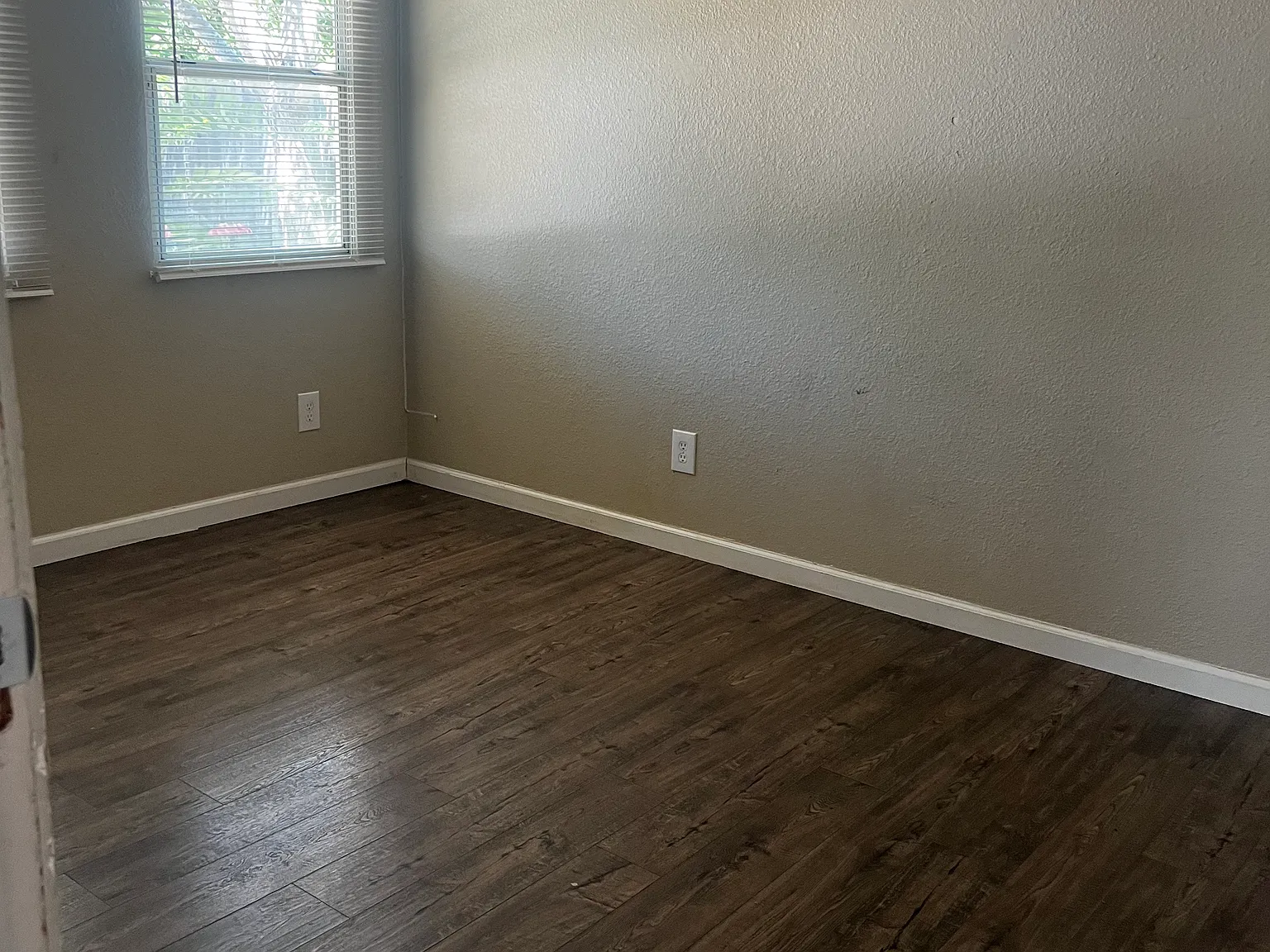 2 bed, 672 sqft, $1,100 — Photo 4