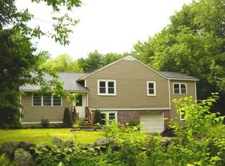 47 Oak Hill Rd, Concord, NH 03301