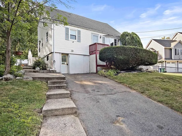 64 Pinedale Ave, Billerica, MA 01821