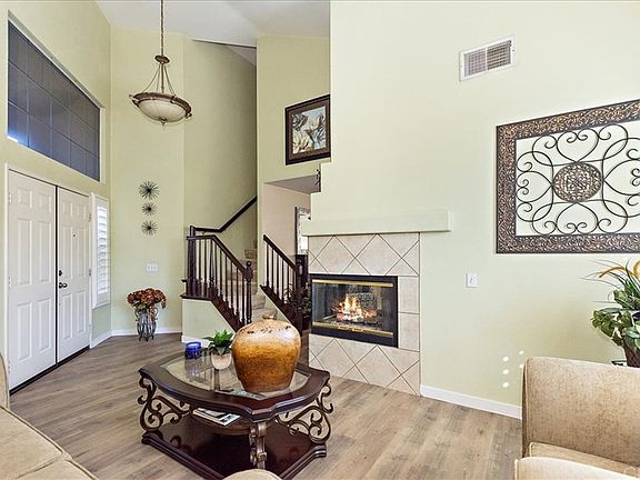 5th image of 15029 Astor Ln