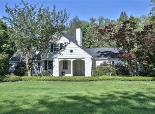280 Weymouth Dr, Rochester, NY 14625