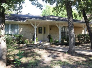 1307 Driftwood Dr, Euless, TX 76040