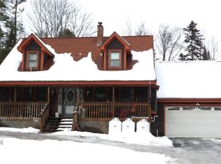 99 Whitefield Rd, Bethlehem, NH 03574