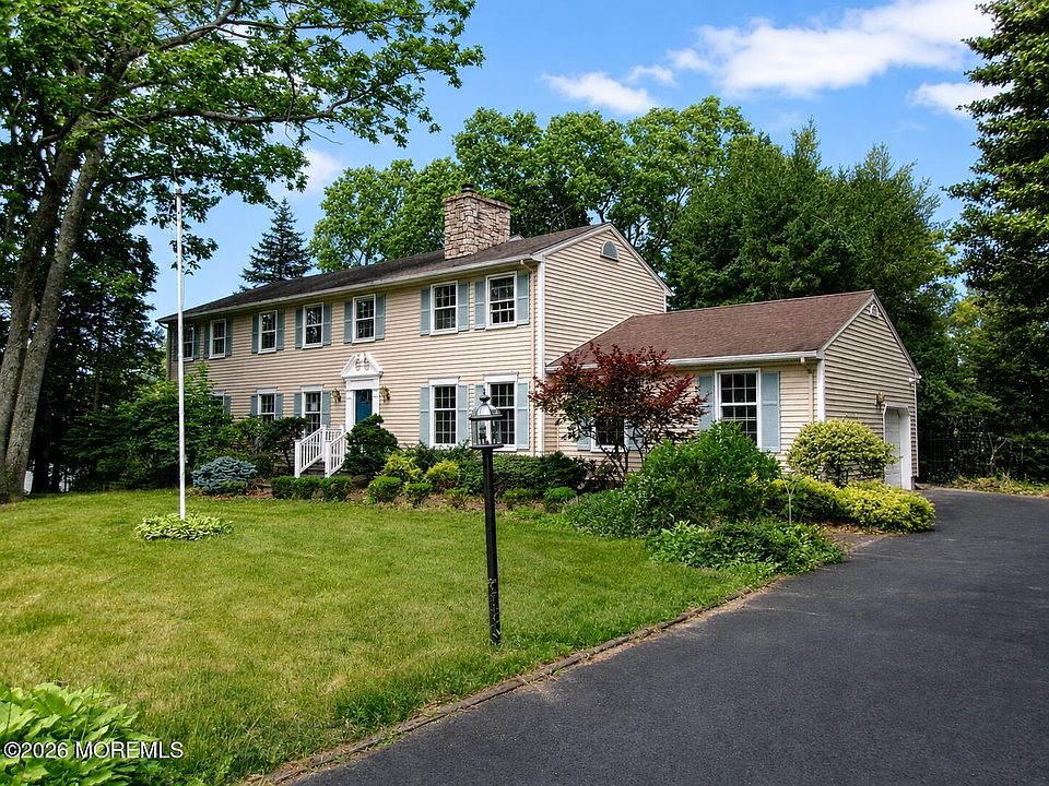 1st image of 852 Glenwood Circle