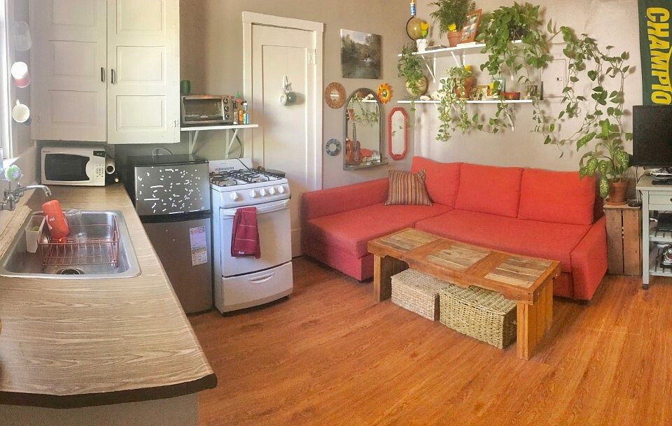 1st image of 725 E 5th St #10527286