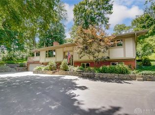 1332 Laurelwood Rd, Kettering, OH 45409