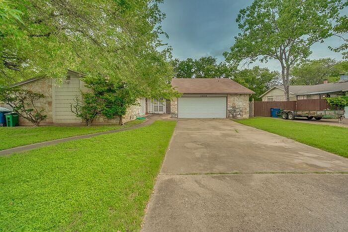 1st image of 12314 Willow Wild Dr