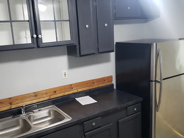 133 N Jackson St #2 — Photo 3