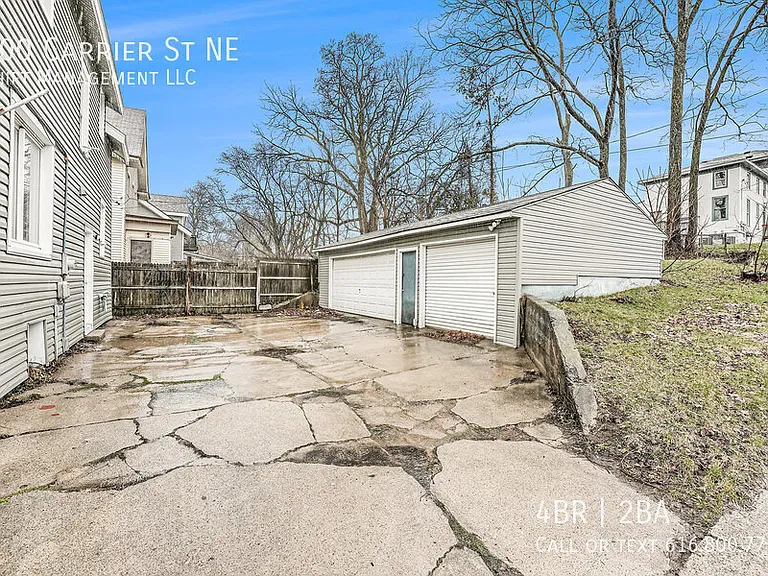 400 Carrier St NE — Photo 15
