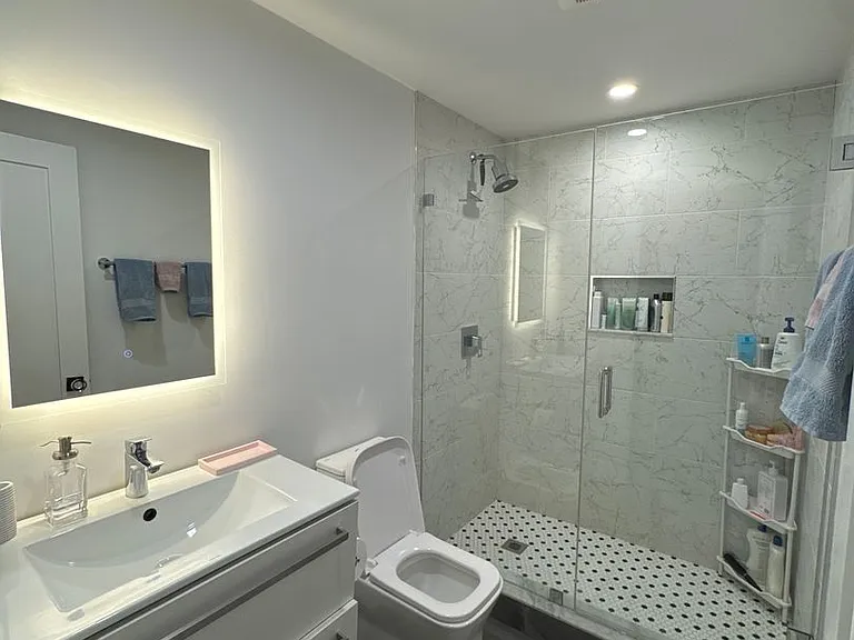 7 Strathmore Rd #A — Photo 9