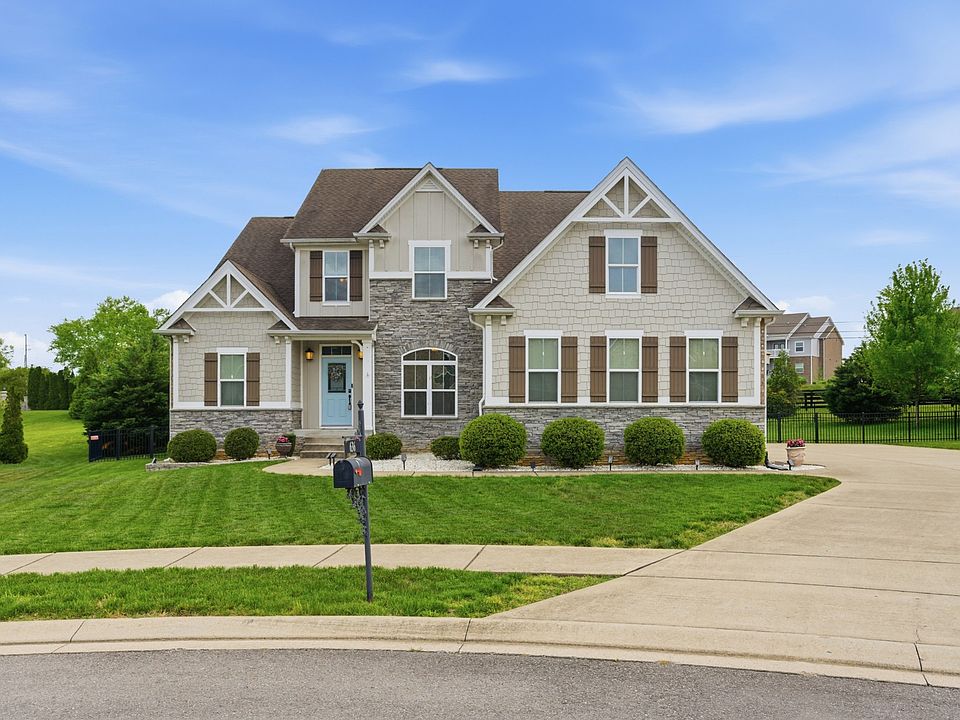 1st image of 636 Goodman Dr