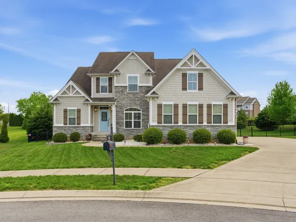 636 Goodman Dr, Gallatin, TN 37066