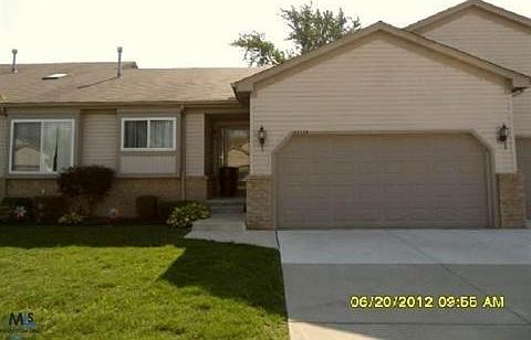 1st image of 53324 Pineridge Dr