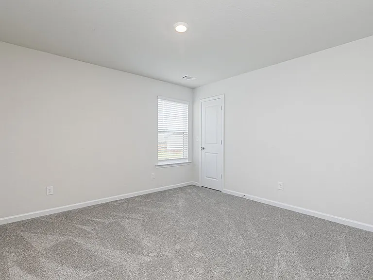 723 Berkeley Dr — Photo 16