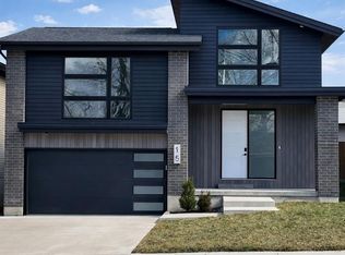 15 Churchill Park Rd, Chatham Kent, ON N7M6M2