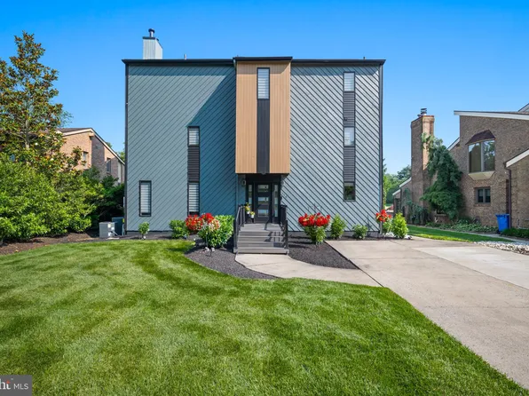 110 Rue Du Bois, Cherry Hill, NJ 08003