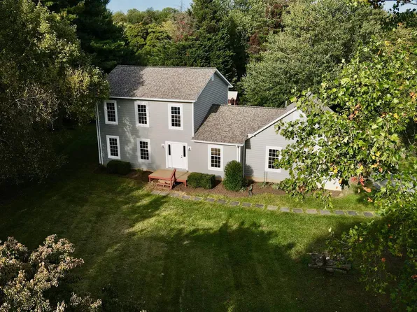 37760 Laramy Ln, Lovettsville, VA 20180