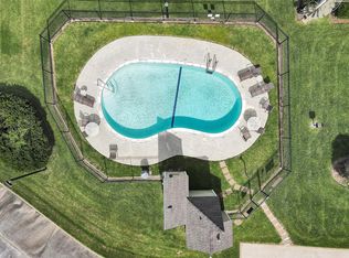 34 April Point Dr S, Montgomery, TX 77356