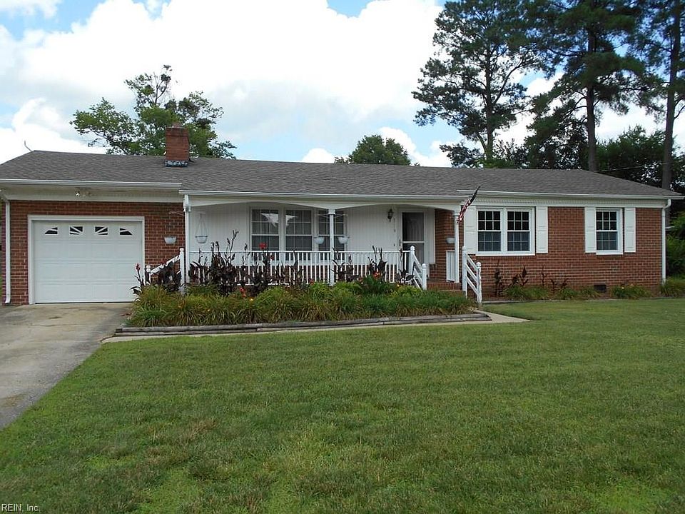 1st image of 134 Beechwood Dr
