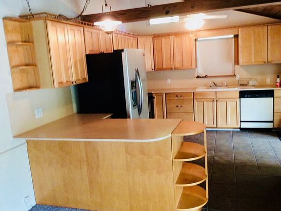 5th image of 530 Driftwood Dr